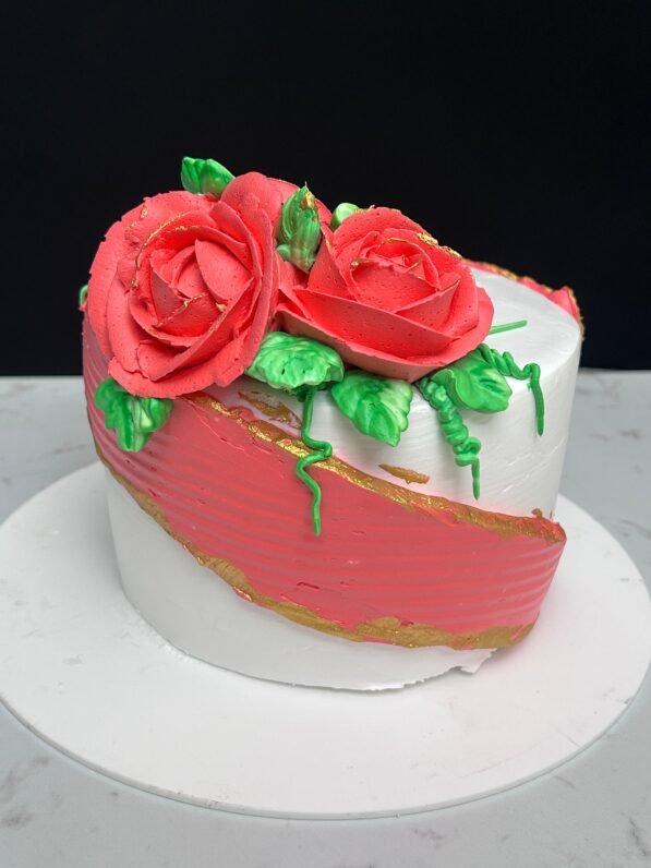 8 Types of Trending Designer Cakes - Image 3