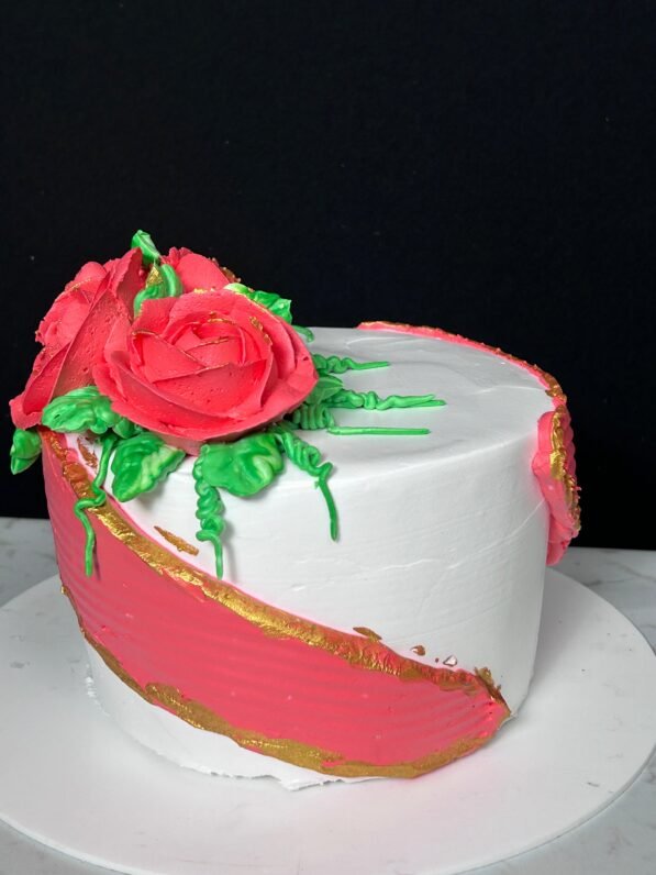 8 Types of Trending Designer Cakes - Image 11